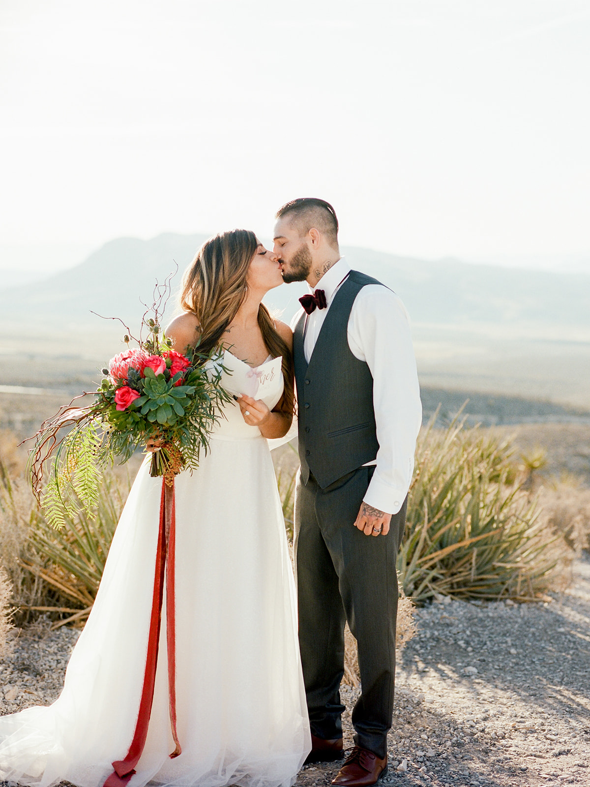 Elopements, intimate wedding photography, red rocks las vegas